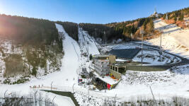 lyže SkiAreal Ještěd - Slalomák a restaurace Můstek